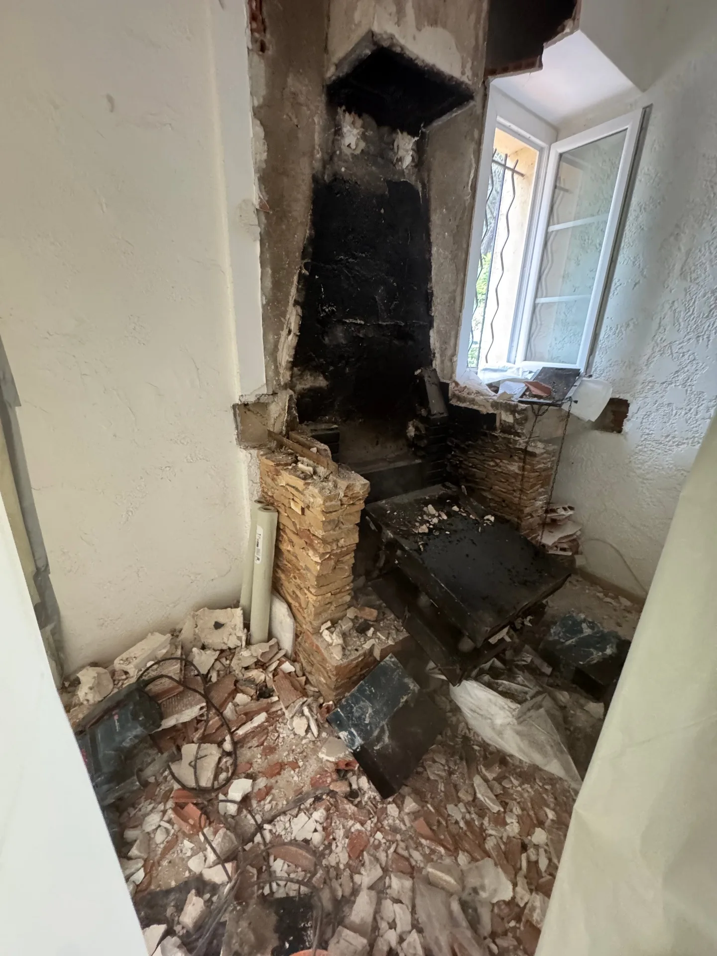 Démolition de cheminée à La Garde par CHM Services